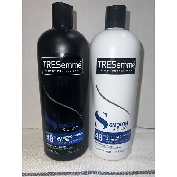 TRESemme Moisture Rich Shampoo and Conditioner BIG VALUE Size 28 oz‎ 2 COUNT - Picture 1 of 3